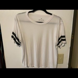 Size large American eagle top.